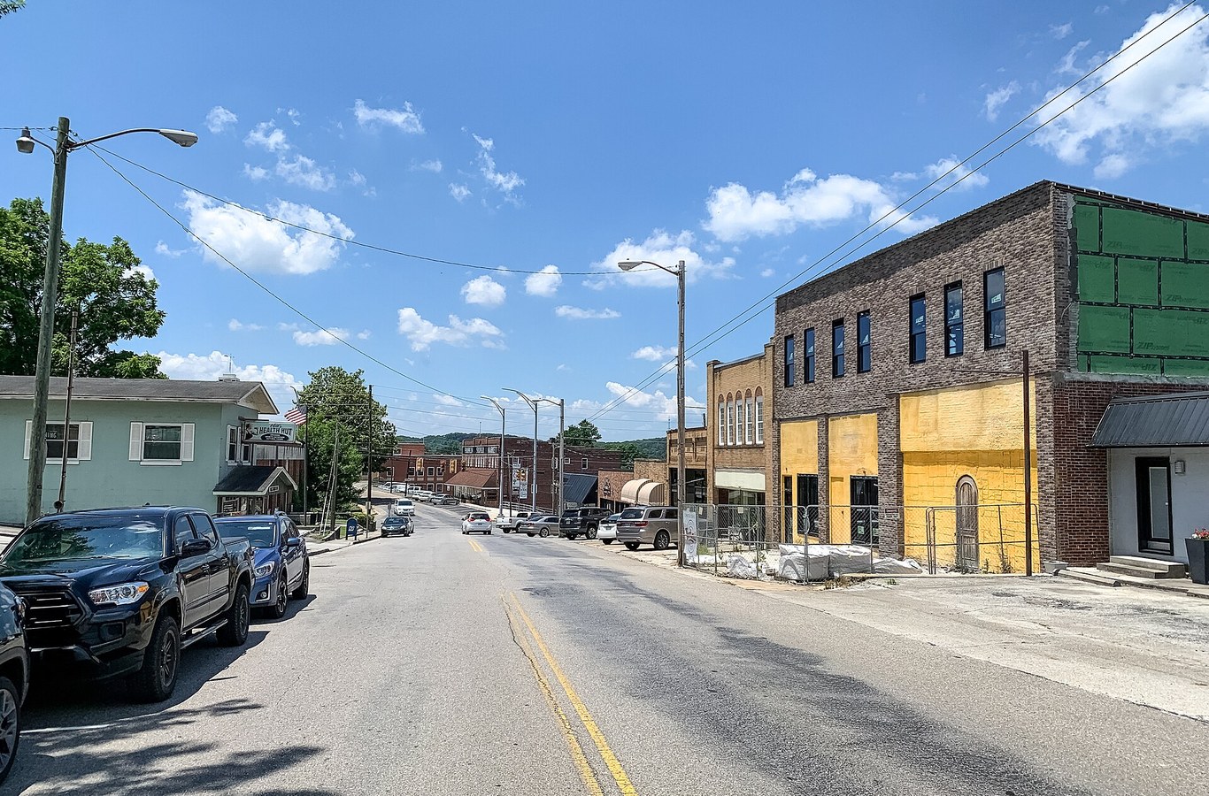 Downtown Jefferson City, TN, looking west along Old Andrew Johnson Highway